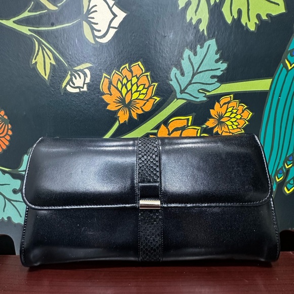 Vintage Bally Dark Navy Leather Clutch – Mid-Century - Picture 3 of 10
